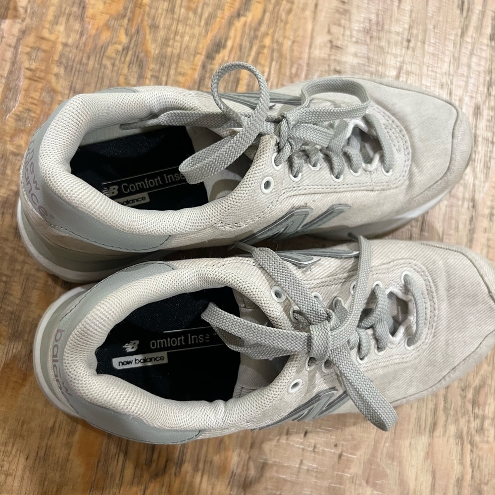 New Balance - Picture 2 of 5